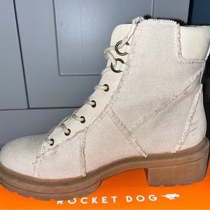 Rocket Dog Boots Size 8